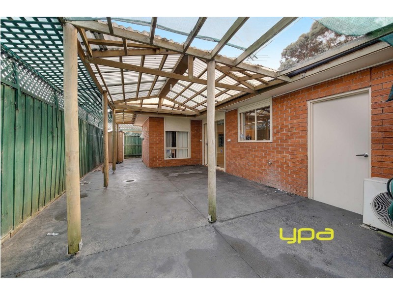 1B Woodburn Crescent, Meadow Heights VIC 3048
