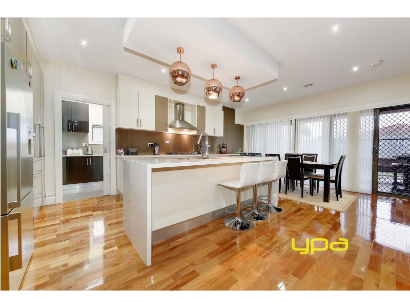 22 Lightwood Crescent, Meadow Heights VIC 3048