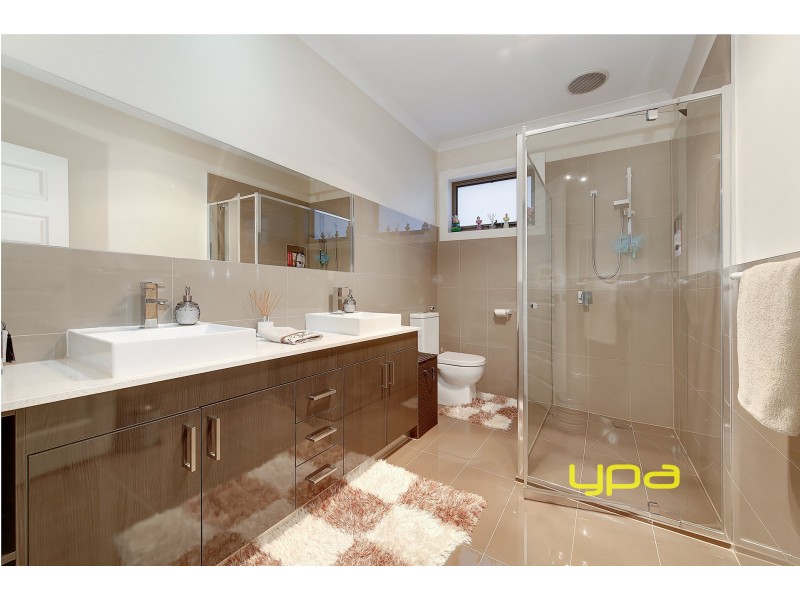 22 Lightwood Crescent, Meadow Heights VIC 3048