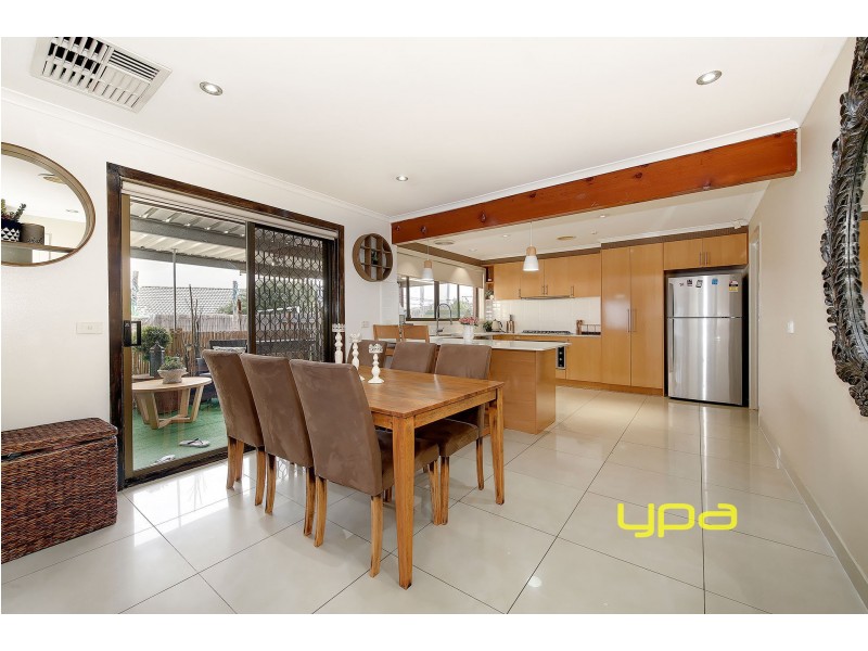 9 Karoonda Court, Meadow Heights VIC 3048