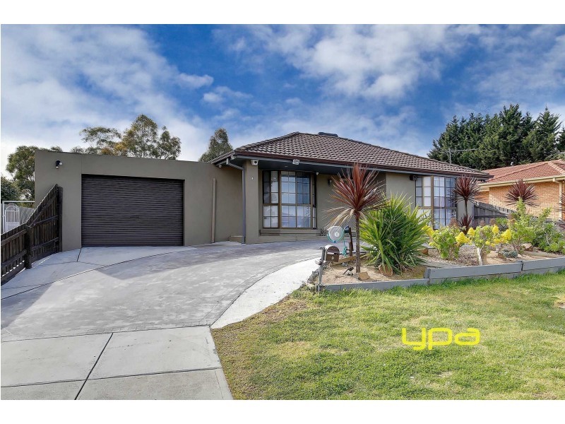 9 Karoonda Court, Meadow Heights VIC 3048