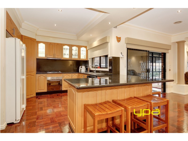 14 Neptune Street, Roxburgh Park VIC 3064