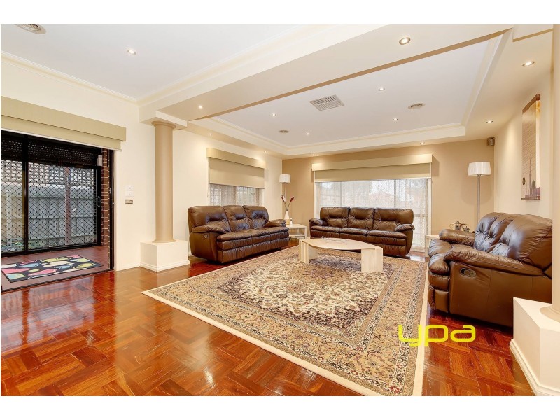 14 Neptune Street, Roxburgh Park VIC 3064