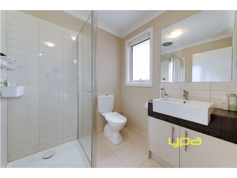 6/4 Wyndcliffe Way, Roxburgh Park VIC 3064