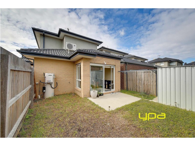 6/4 Wyndcliffe Way, Roxburgh Park VIC 3064