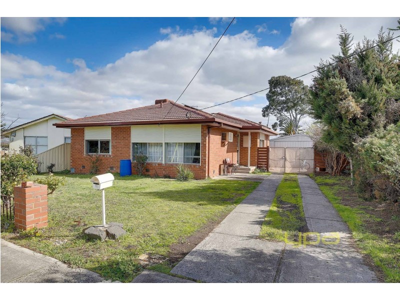 15 Childers Crescent, Coolaroo VIC 3048