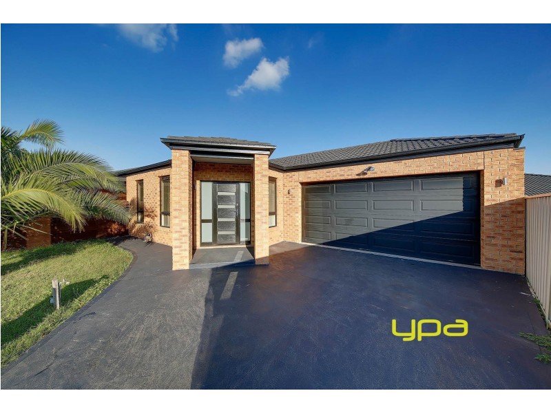 5 Amalfi Court, Roxburgh Park VIC 3064