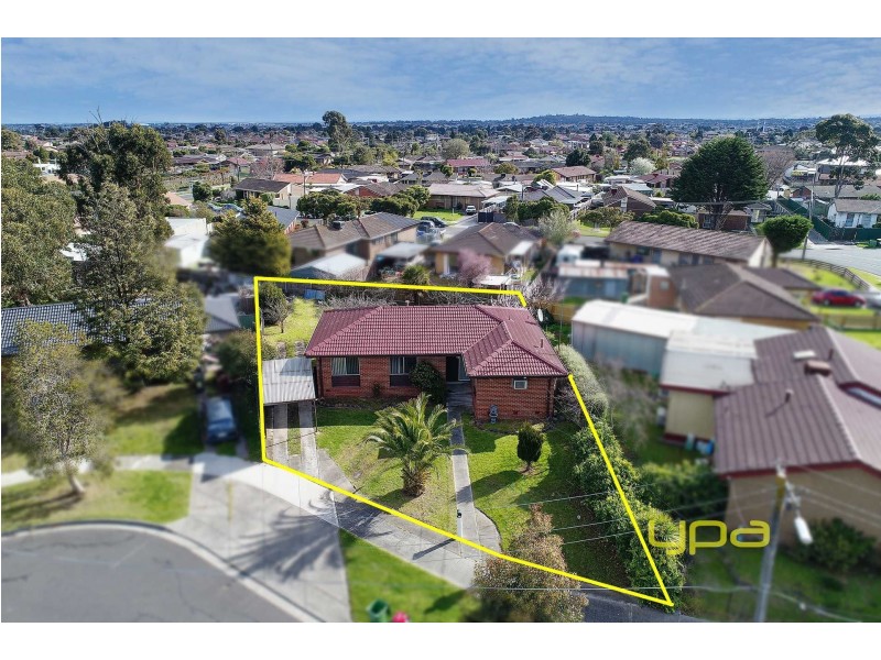 4 Elm Court, Coolaroo VIC 3048