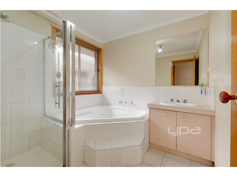 7 Wirilda Court, Meadow Heights VIC 3048