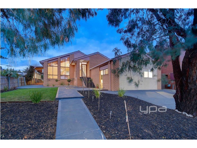 16 Aster Close, Meadow Heights VIC 3048