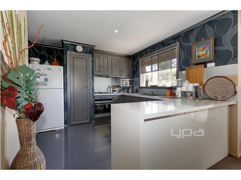 7 Lawry Place, Meadow Heights VIC 3048