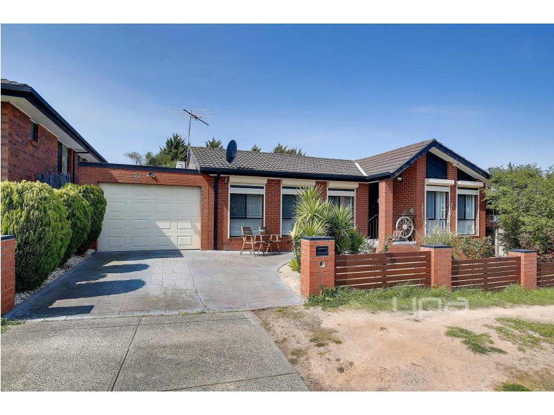 120 Lightwood Crescent, Meadow Heights VIC 3048