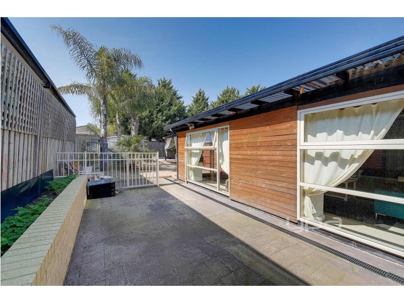 120 Lightwood Crescent, Meadow Heights VIC 3048