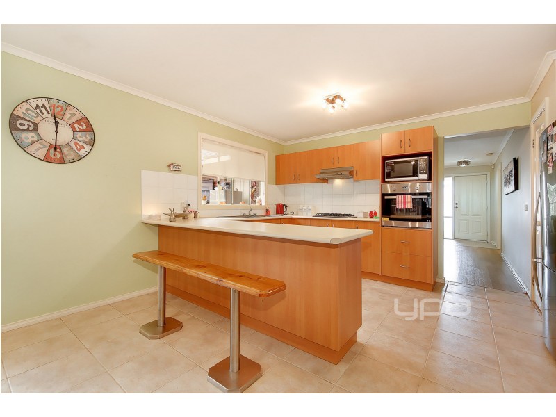 1 Elmwood Place, Craigieburn VIC 3064