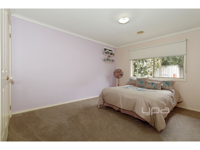 1 Elmwood Place, Craigieburn VIC 3064