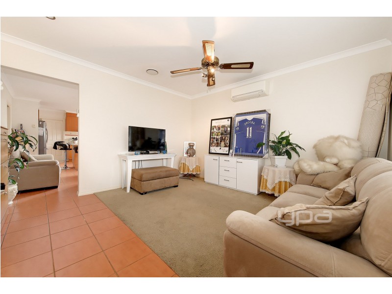 50 Sandover Drive, Roxburgh Park VIC 3064