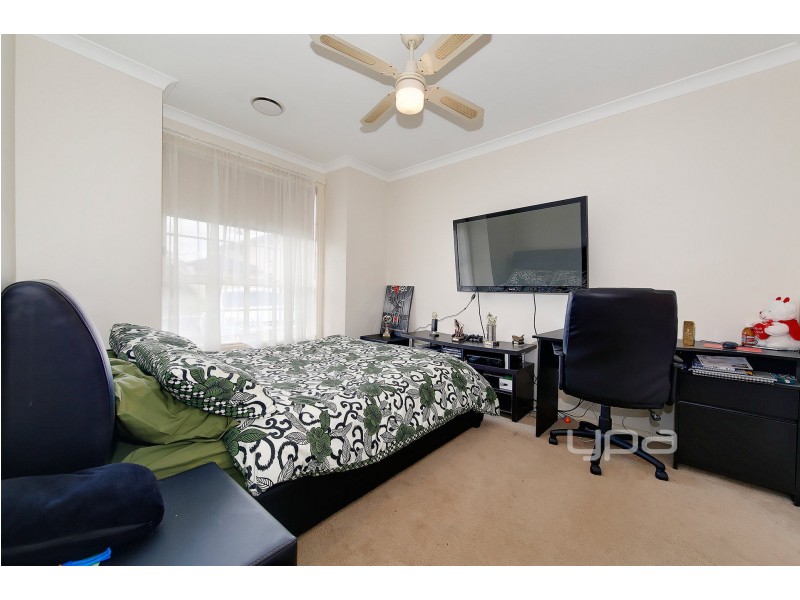 50 Sandover Drive, Roxburgh Park VIC 3064