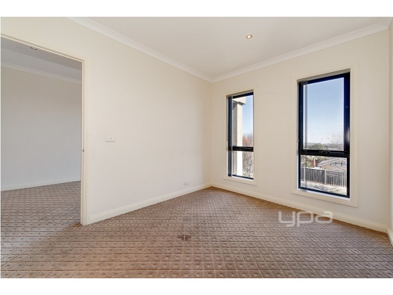 1 Holbeck Place, Craigieburn VIC 3064