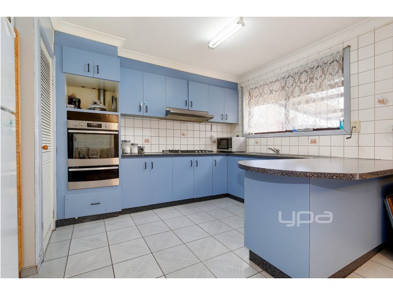 53 Ashleigh Crescent, Meadow Heights VIC 3048