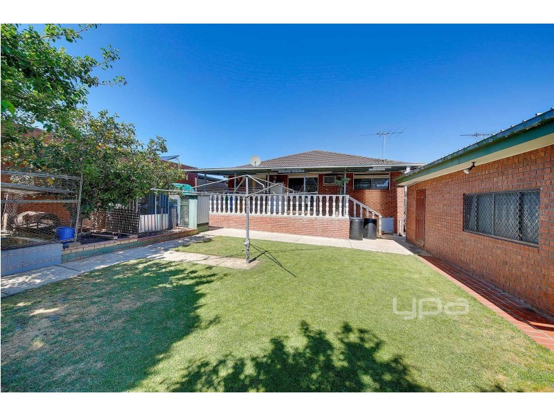 53 Ashleigh Crescent, Meadow Heights VIC 3048