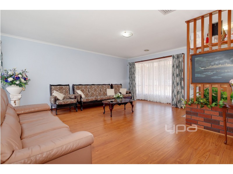 10 Woods Close, Meadow Heights VIC 3048