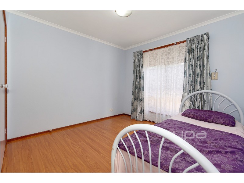 10 Woods Close, Meadow Heights VIC 3048