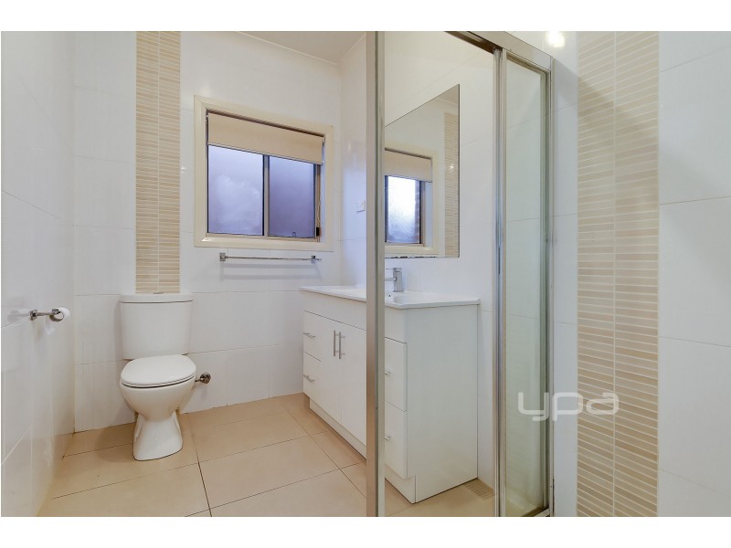 13A  Bicentennial Crescent, Meadow Heights VIC 3048