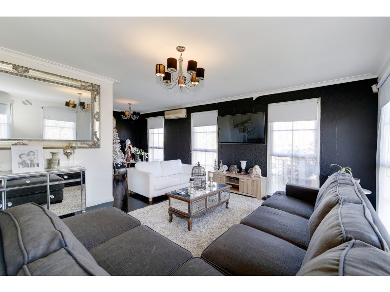 19 Keysborough Street, Craigieburn VIC 3064