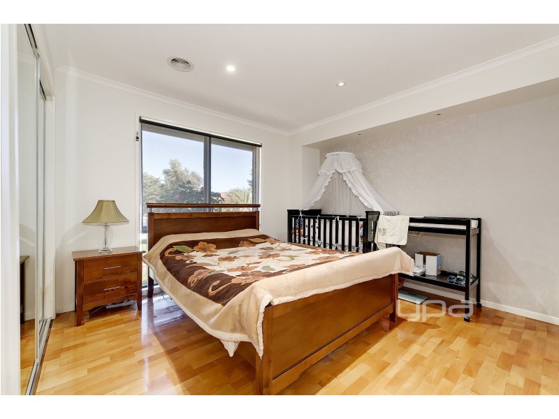 1/38 Mitchell Crescent, Meadow Heights VIC 3048