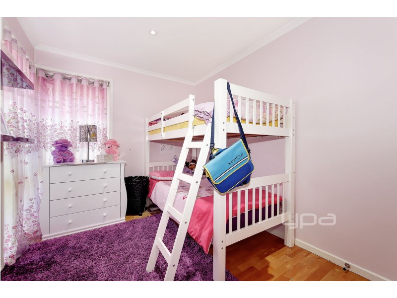 1/38 Mitchell Crescent, Meadow Heights VIC 3048