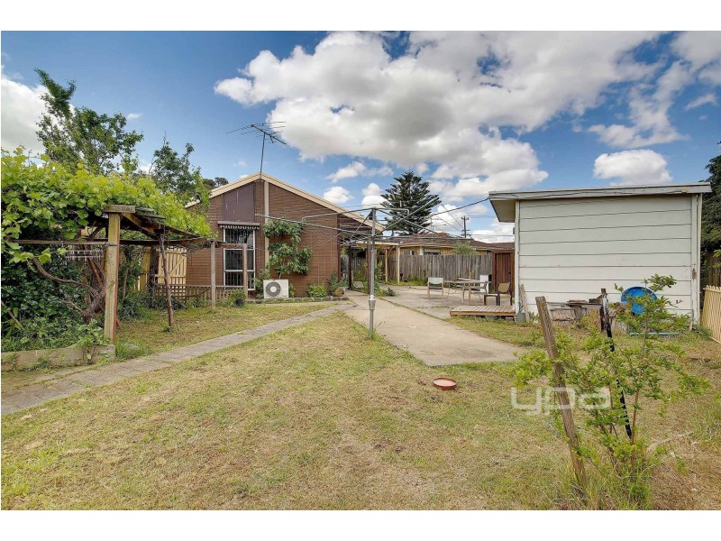 5 Fumina Court, Meadow Heights VIC 3048