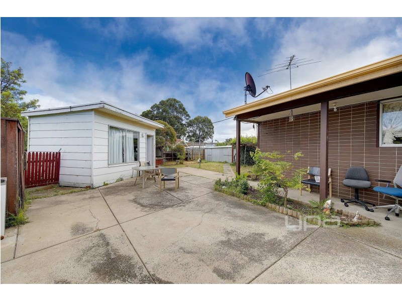 5 Fumina Court, Meadow Heights VIC 3048