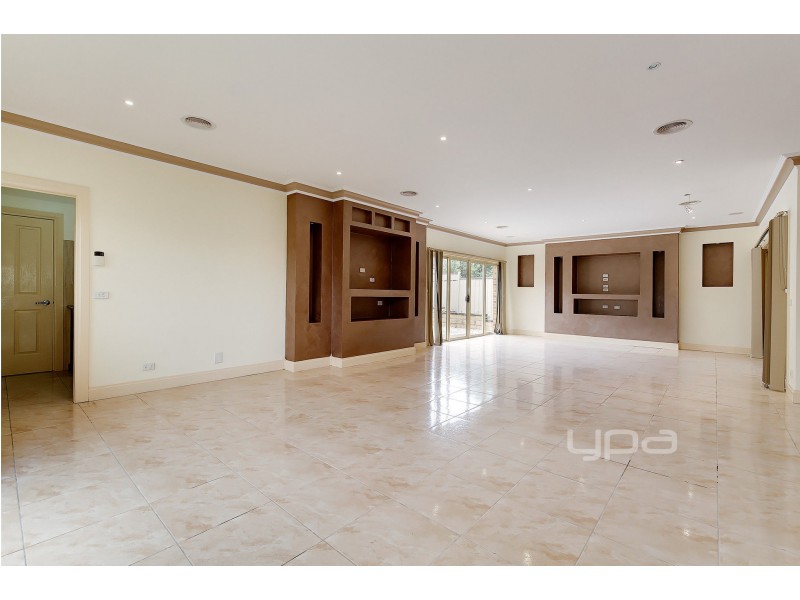 26 Clare Boulevard, Greenvale VIC 3059