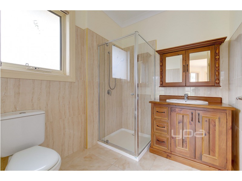 26 Clare Boulevard, Greenvale VIC 3059