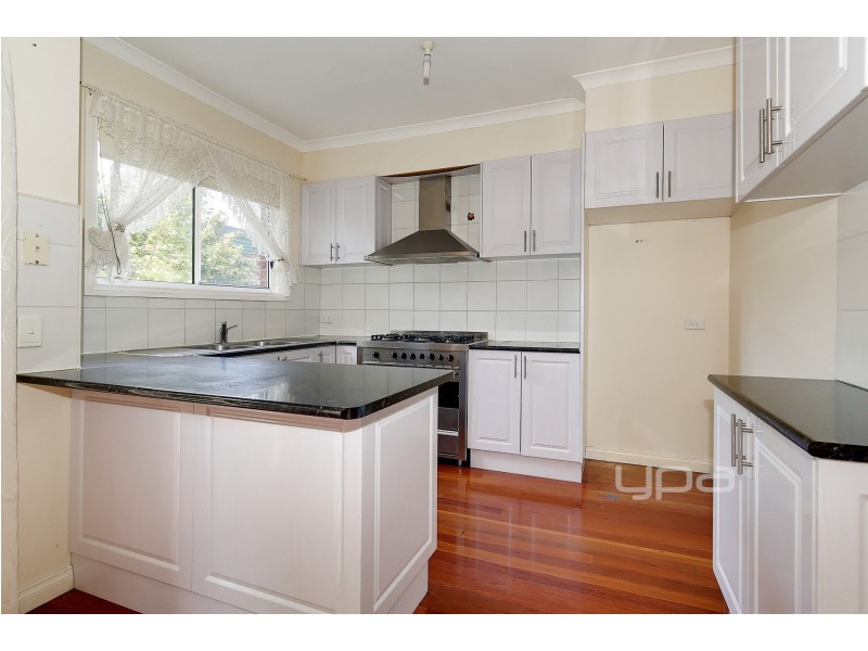 2/16 Ortolan Avenue, Broadmeadows VIC 3047