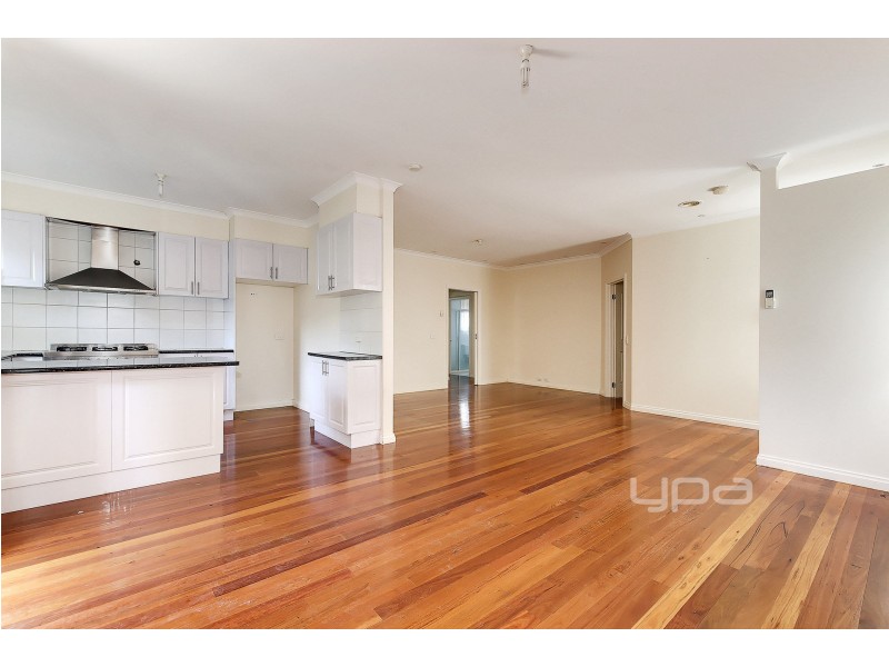 2/16 Ortolan Avenue, Broadmeadows VIC 3047