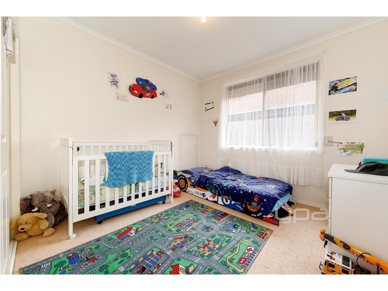 1/3/22 Geach Street, Dallas VIC 3047