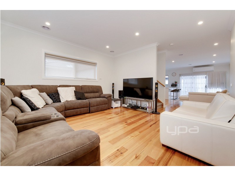 2/22 Geach Street, Dallas VIC 3047