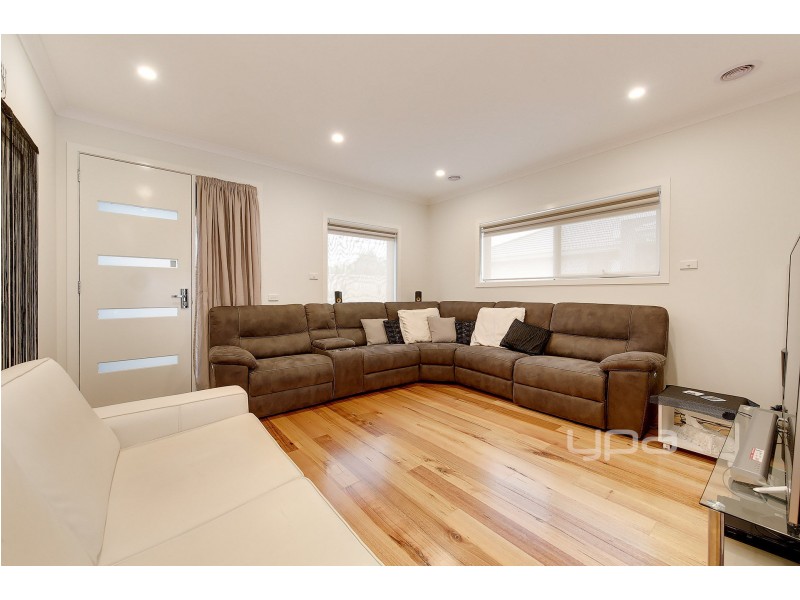 2/22 Geach Street, Dallas VIC 3047