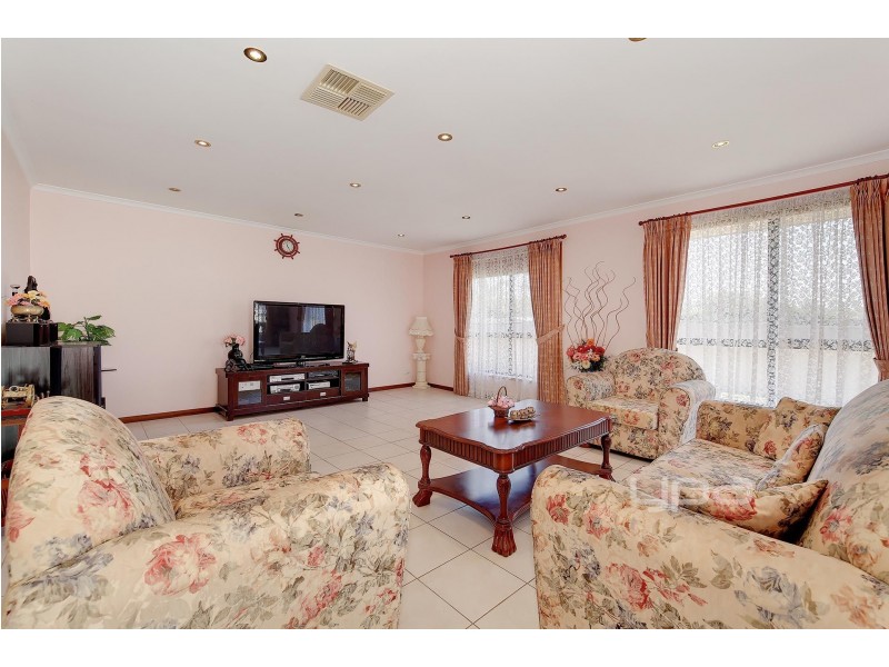 69 Mitchell Crescent, Meadow Heights VIC 3048