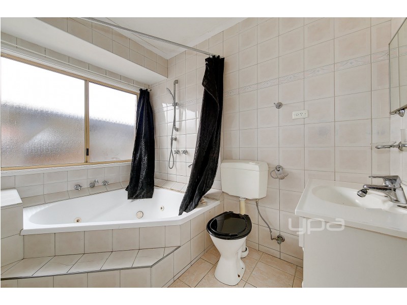 10 Milford Court, Meadow Heights VIC 3048