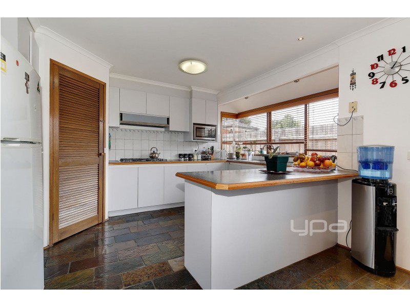 13 Thistle Court, Meadow Heights VIC 3048