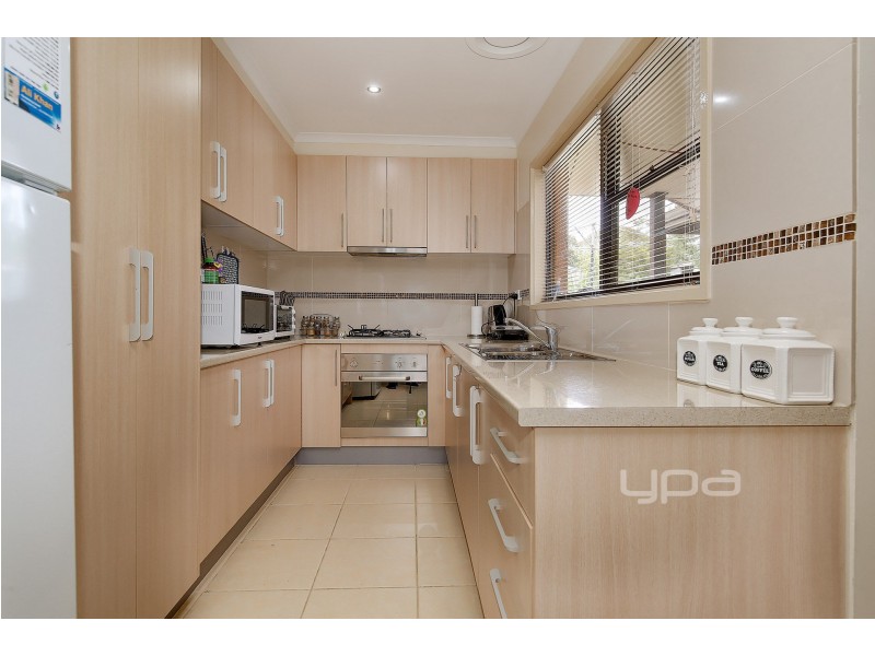 46 Rokewood Crescent, Meadow Heights VIC 3048