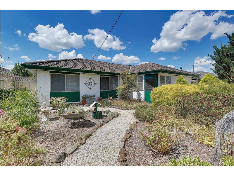15 Canadian Court, Meadow Heights VIC 3048