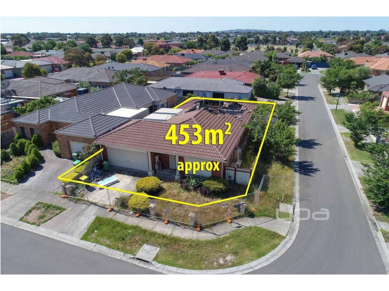 5 Pecos Place, Roxburgh Park VIC 3064