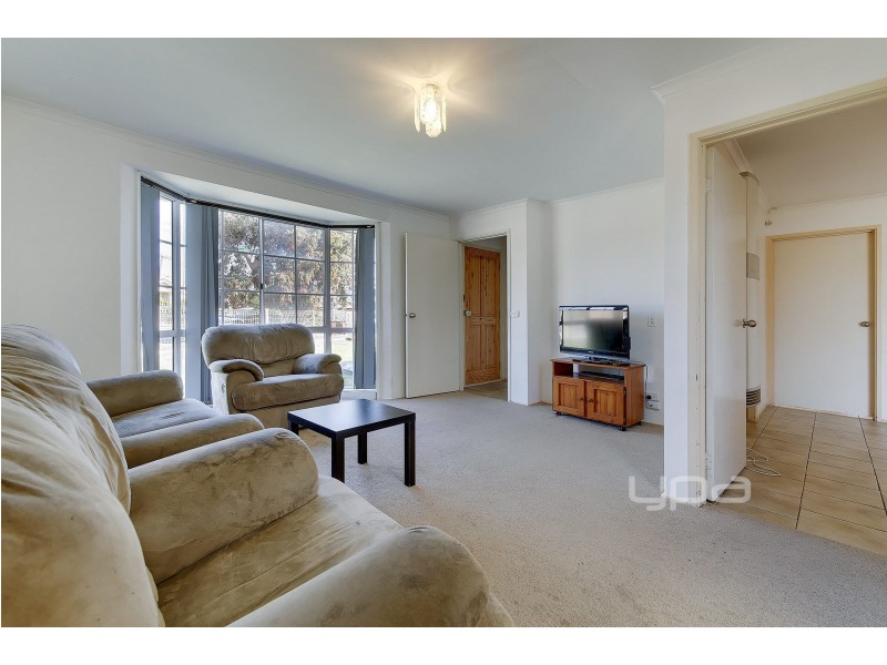 101 Rokewood Crescent, Meadow Heights VIC 3048