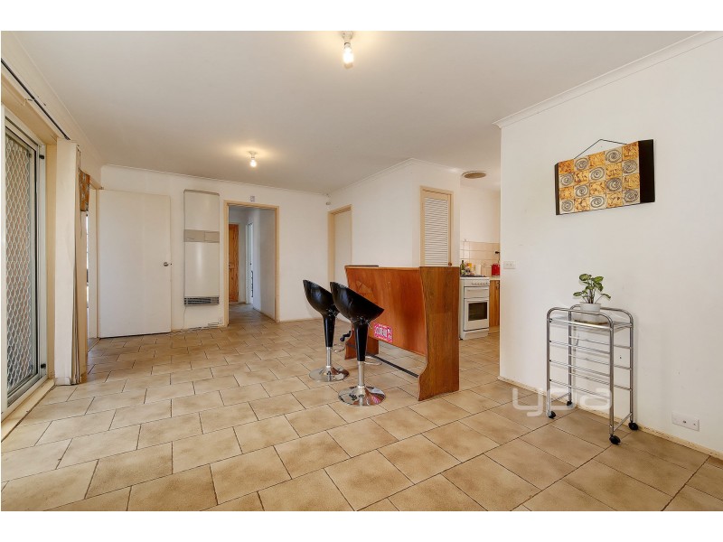 101 Rokewood Crescent, Meadow Heights VIC 3048