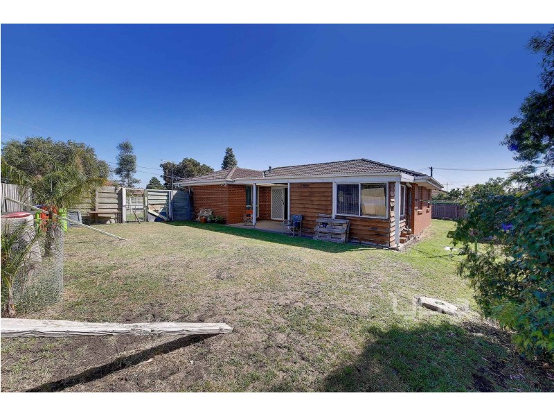 101 Rokewood Crescent, Meadow Heights VIC 3048