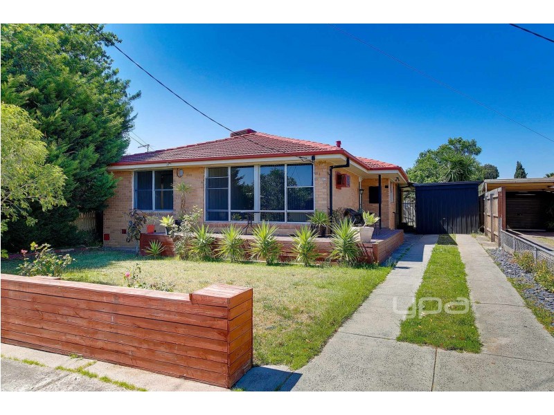 13 Crossley Crescent, Coolaroo VIC 3048