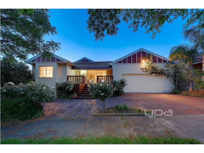 10 Skyline Rise, Craigieburn VIC 3064